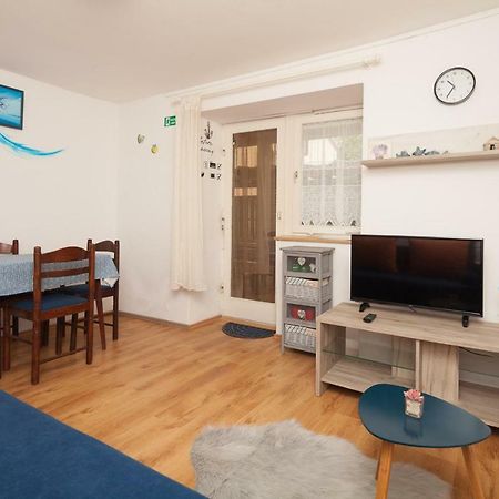 Miramare Apartment Помер Екстериор снимка