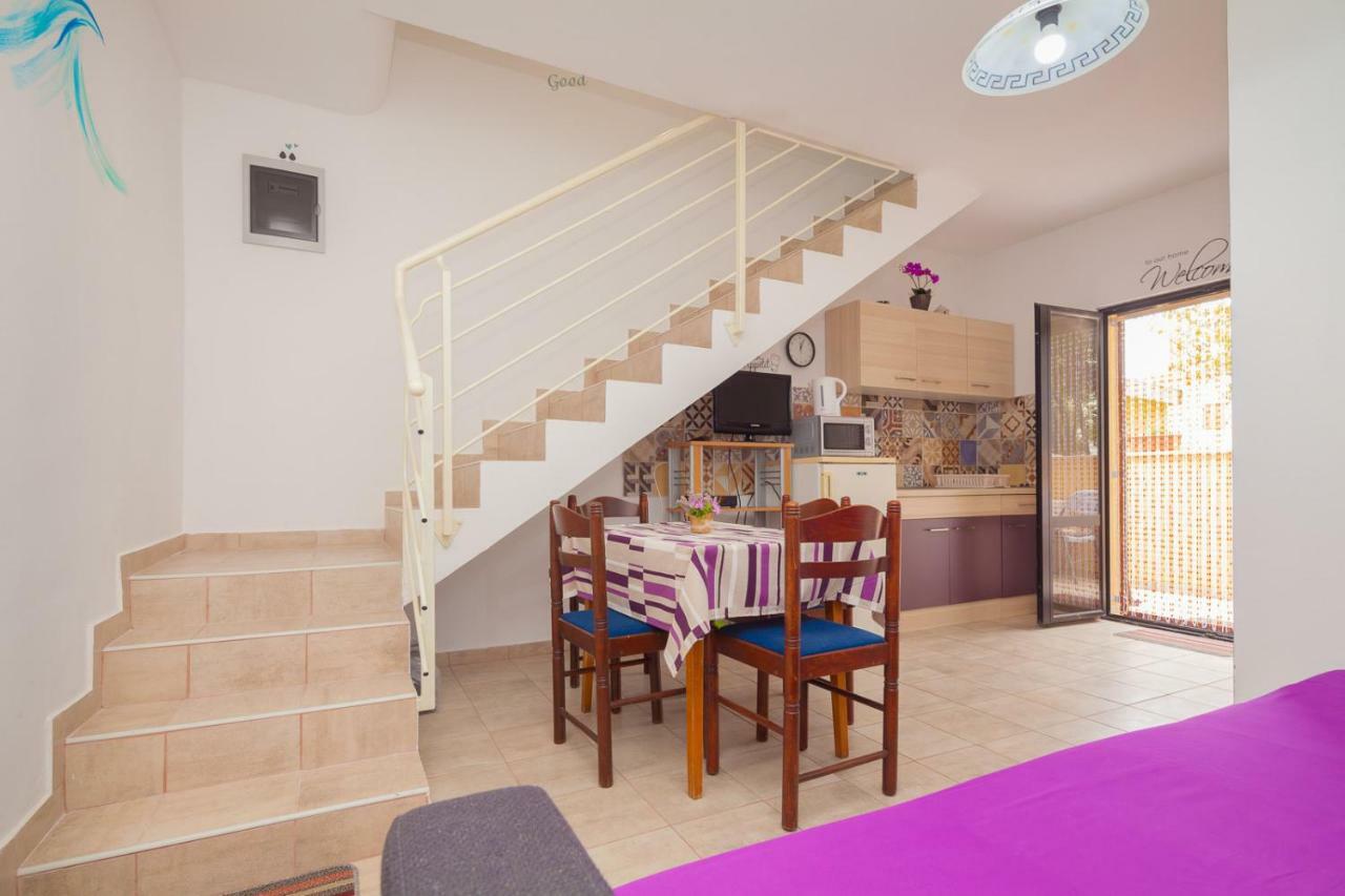 Miramare Apartment Помер Екстериор снимка