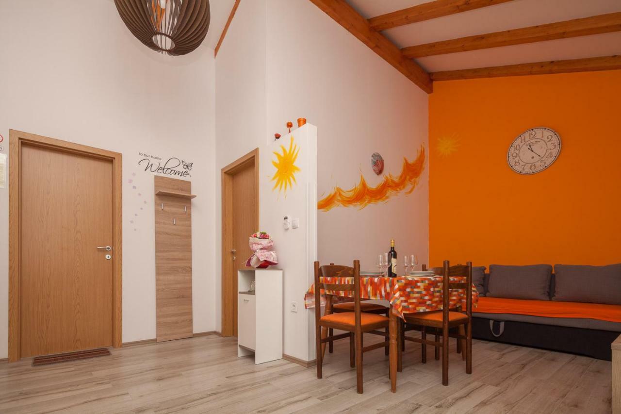 Miramare Apartment Помер Екстериор снимка