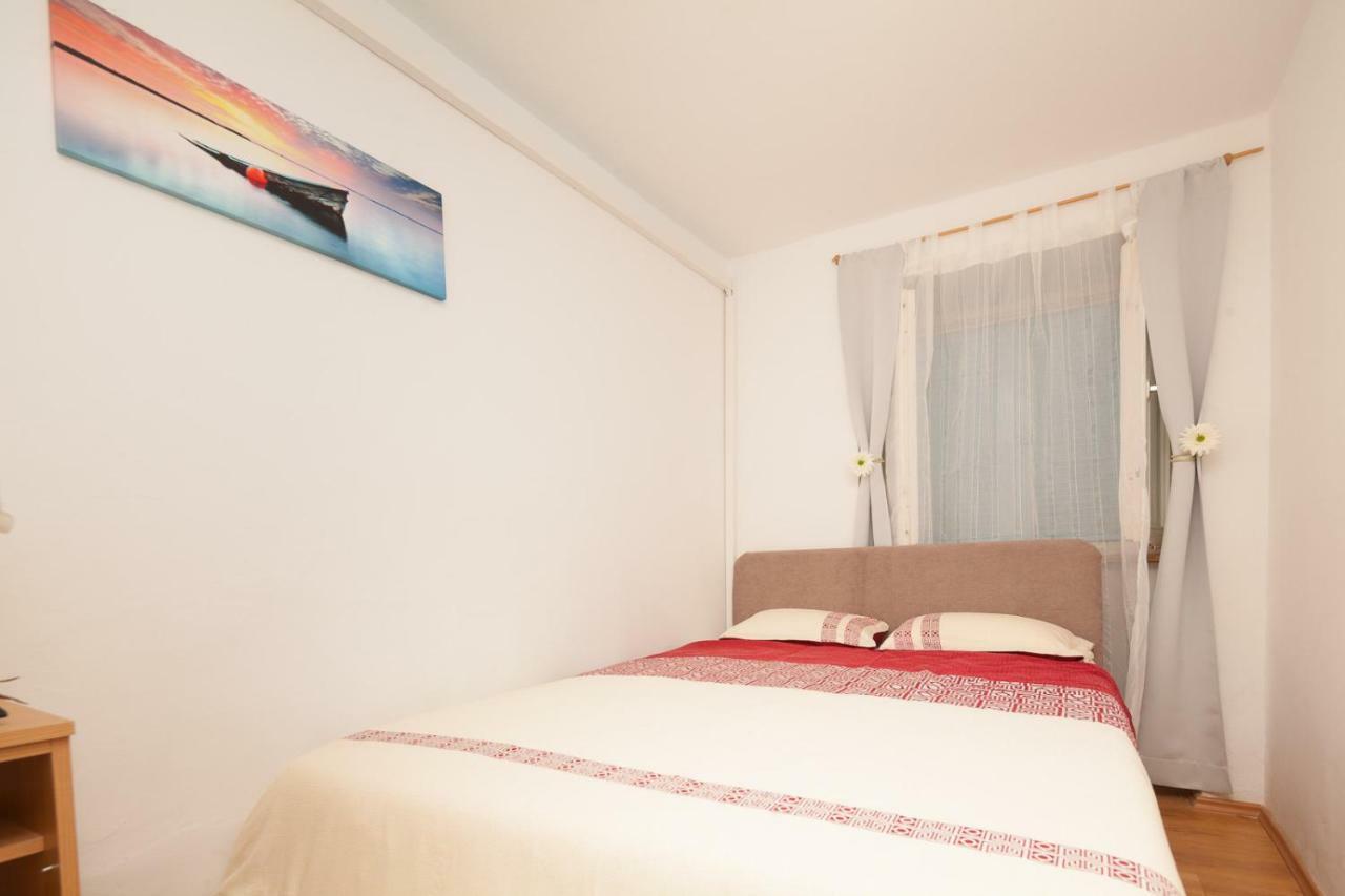 Miramare Apartment Помер Екстериор снимка