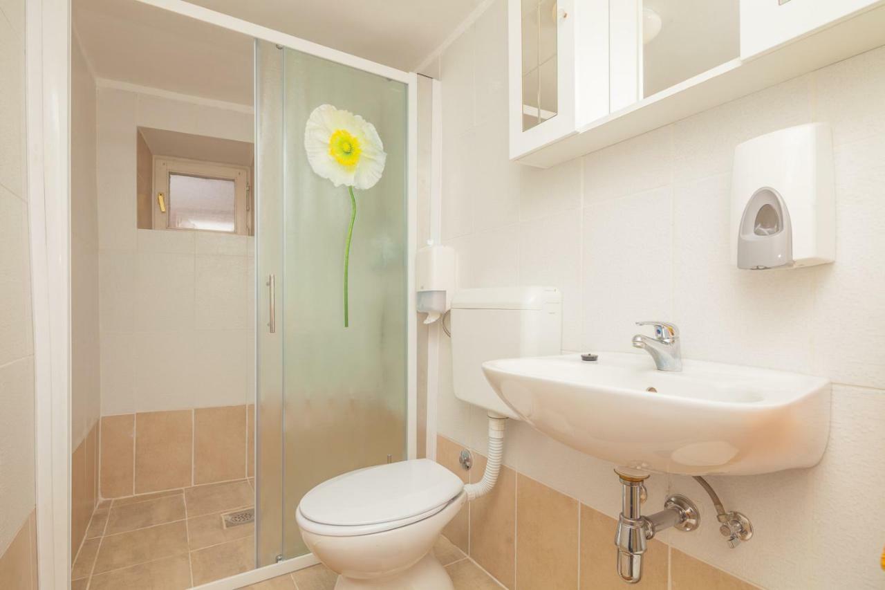 Miramare Apartment Помер Екстериор снимка