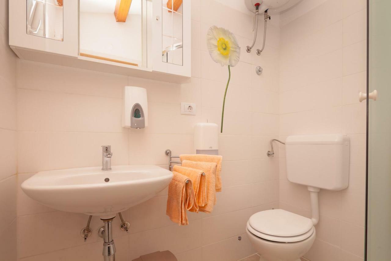 Miramare Apartment Помер Екстериор снимка