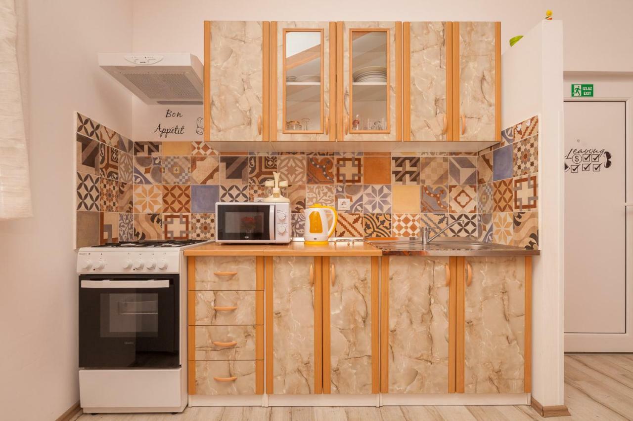 Miramare Apartment Помер Екстериор снимка