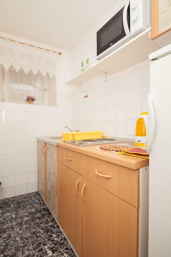 Miramare Apartment Помер Екстериор снимка